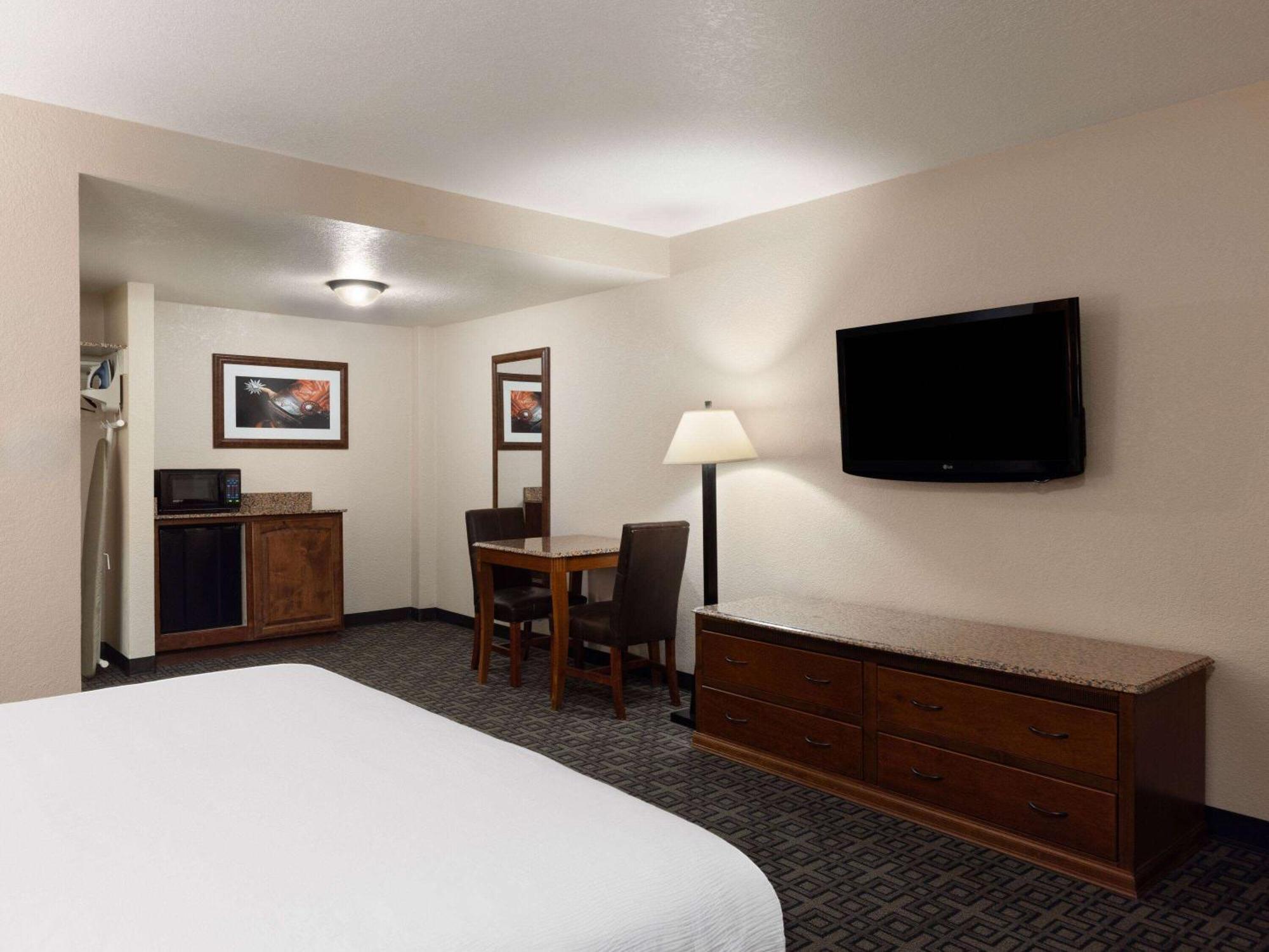 Ramada By Wyndham Elko Hotel At Stockmen'S Casino Kültér fotó