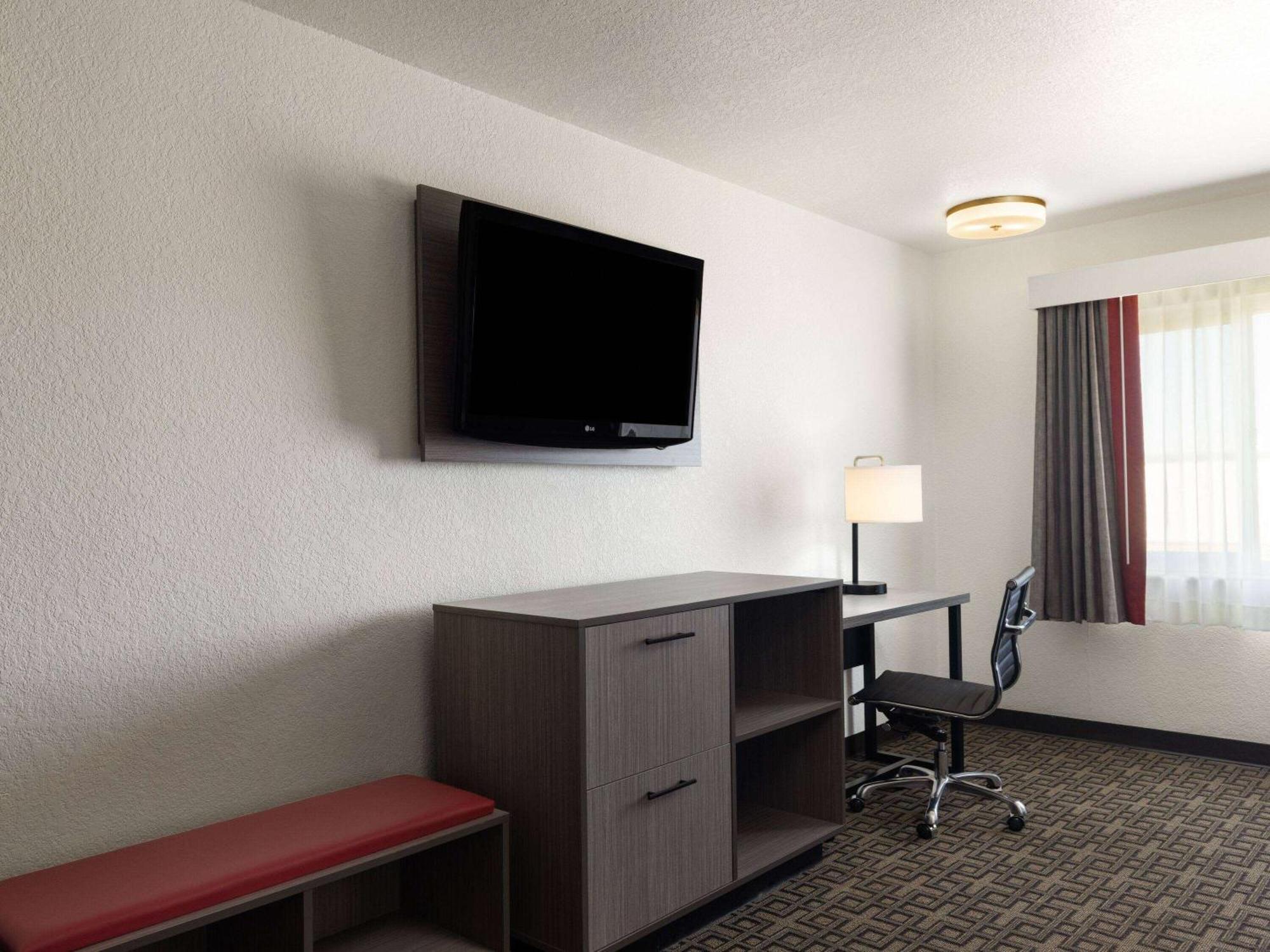 Ramada By Wyndham Elko Hotel At Stockmen'S Casino Kültér fotó