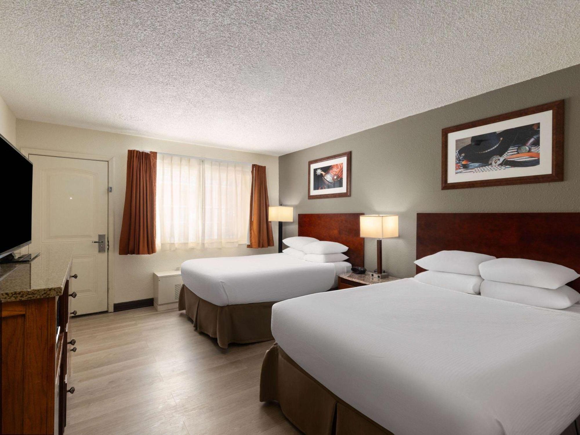 Ramada By Wyndham Elko Hotel At Stockmen'S Casino Kültér fotó
